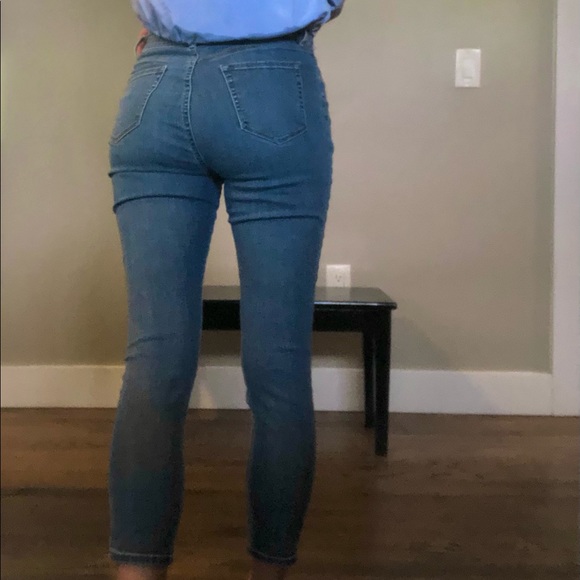 High Rise Panel Jeans - Picture 6 of 6